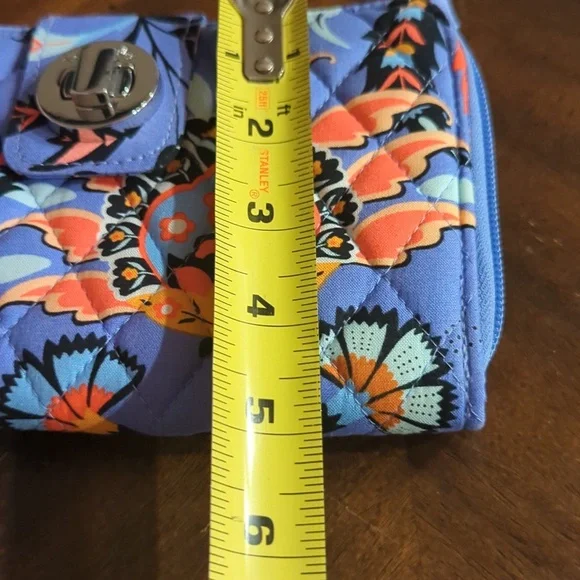 Vera Bradley Turnlock Wallet  Mural Garden - Picture 8 of 8